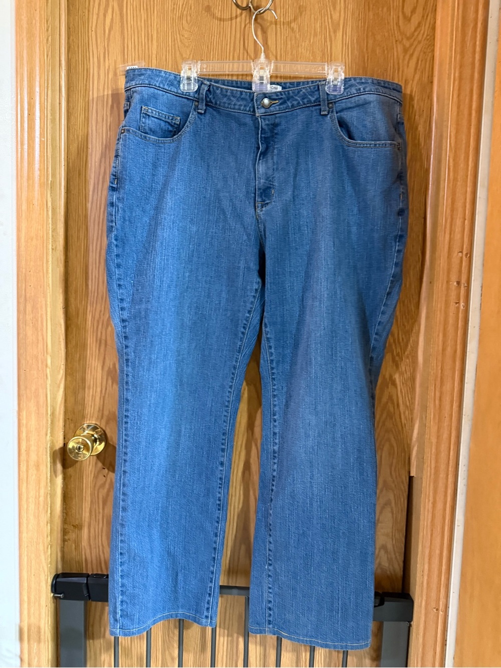 Coldwater Creek Women's Medium Blue Straight-Leg Jeans